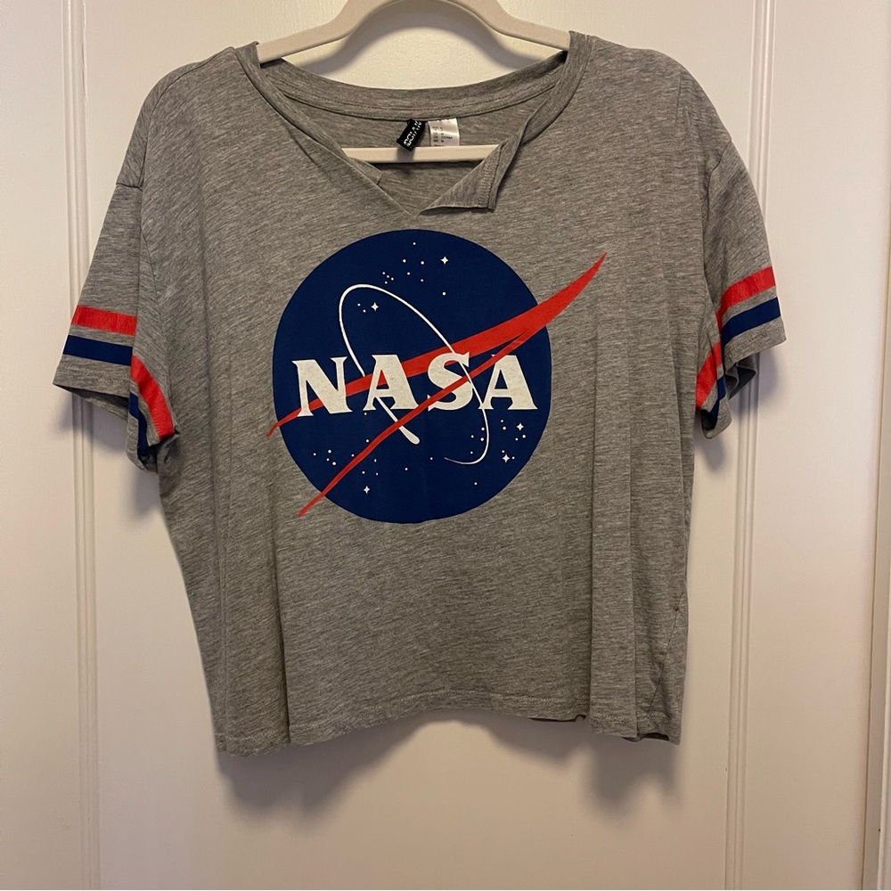 H&M Divided - NASA graphic crop top